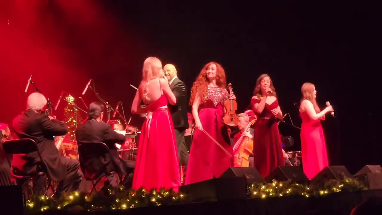 Celtic Woman Deck the Halls