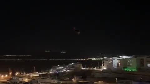 Additional footage showing an apparent interception over Eilat.