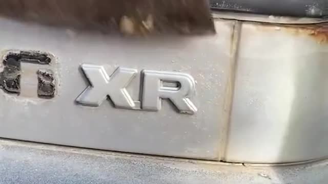 Remove a car emblem