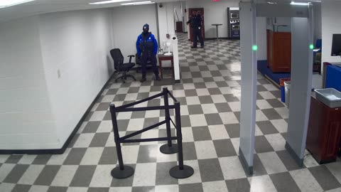 6135RHOBG3G3L8ScreeningArea8_2021-01-06_22h00min02s147ms.mp4