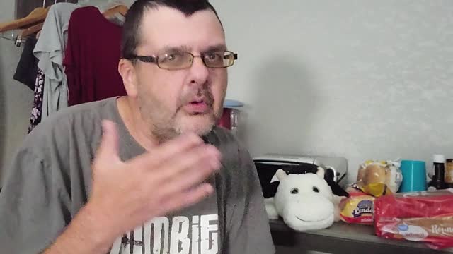 Howard stern is an idiot.