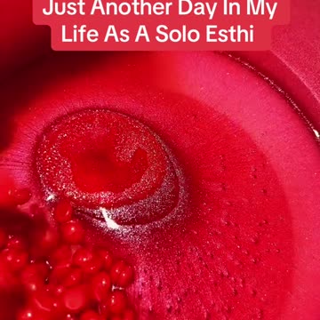 Melting Sexy Smooth Cherry Desire Hard Wax | @theprettyycartel