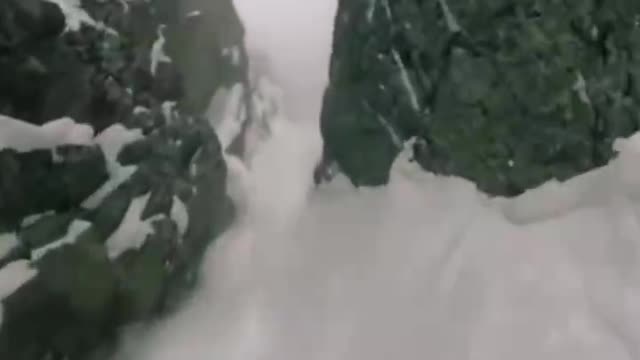 Extreme skiing, a moment of life and death. The highest level of skiing