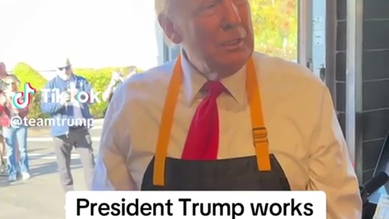 PRESIDENT TRUMP WORKING MCDONALDS VIDEO3 #TRUMP24