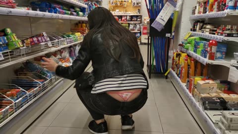 Public Whaletail While Shopping - Part 2
