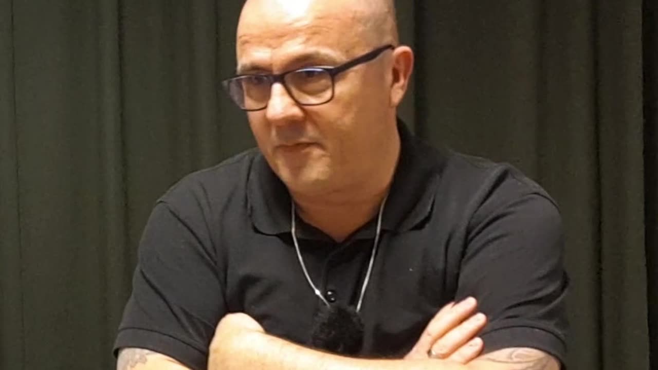 #254.3 - Revolutie Bouw - JACK&JOZEF - PodcastGemist.nl