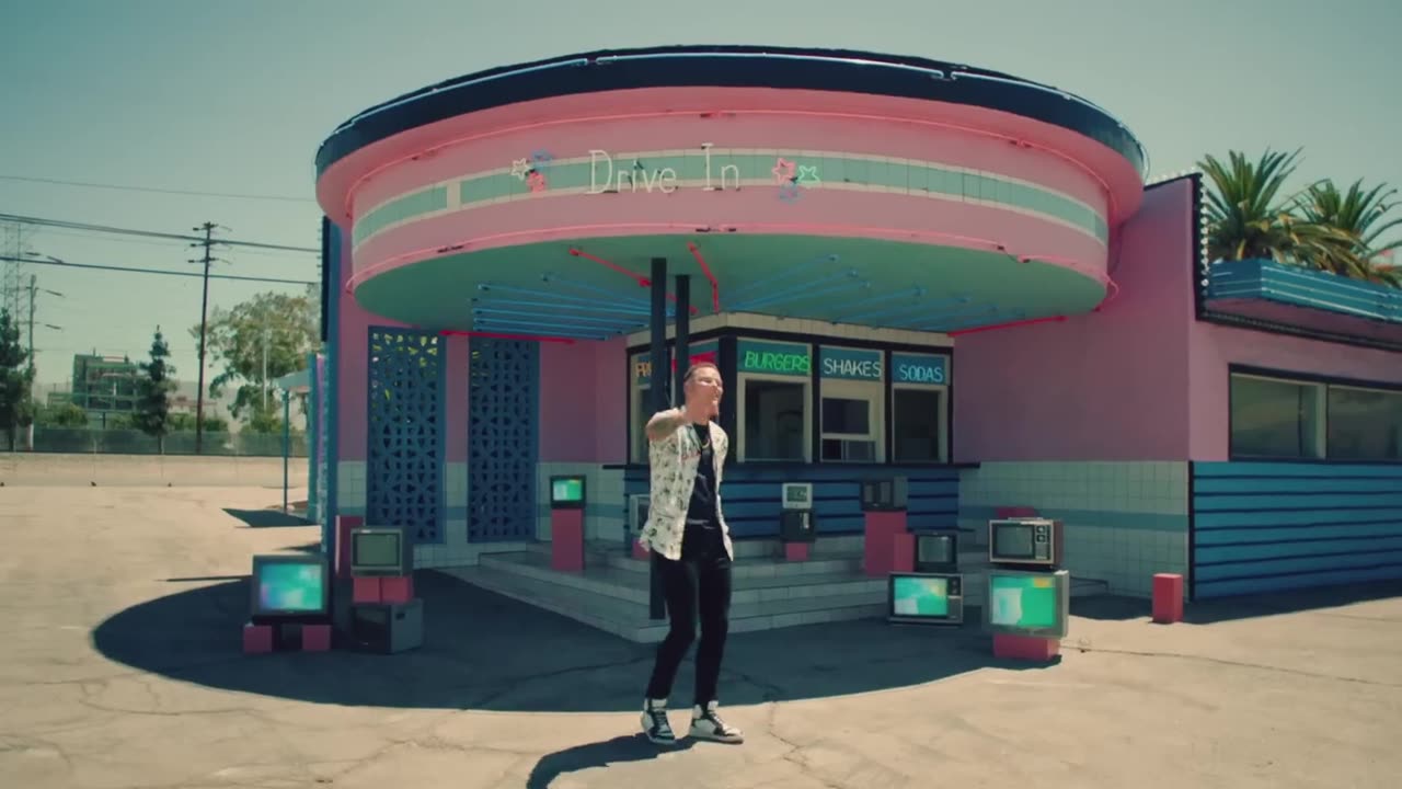Kane Brown, Swae Lee, Khalid - Be Like That (feat. Swae Lee & Khalid [Official Video])