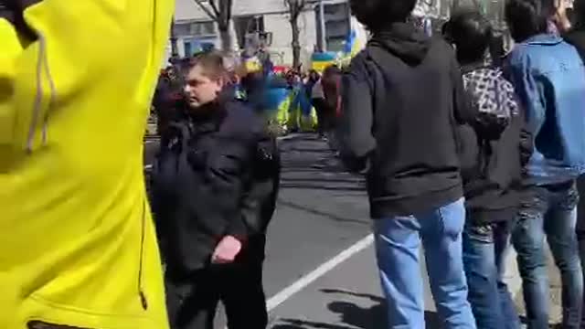 Demonstrace ukrajinských uprchlíků v Německu