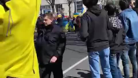 Demonstrace ukrajinských uprchlíků v Německu