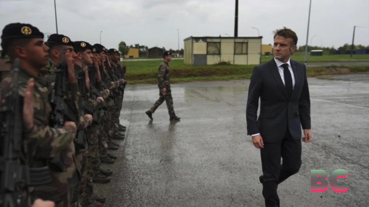 Macron inspects Ukraine troops at a French military camp ahead of a meeting with Zelenskyy