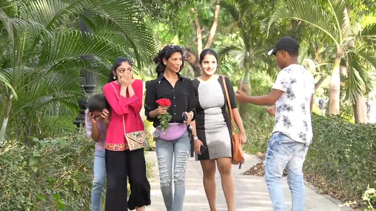 Girls wow prank video Try to not lough hindi