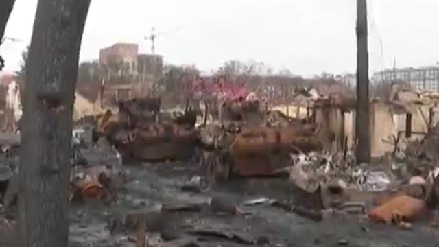 Russian shells turn the house into ashes on the border of the Ukrainian capital #Kiev