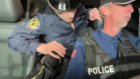 This is why Cops shouldn't sleep on the job...