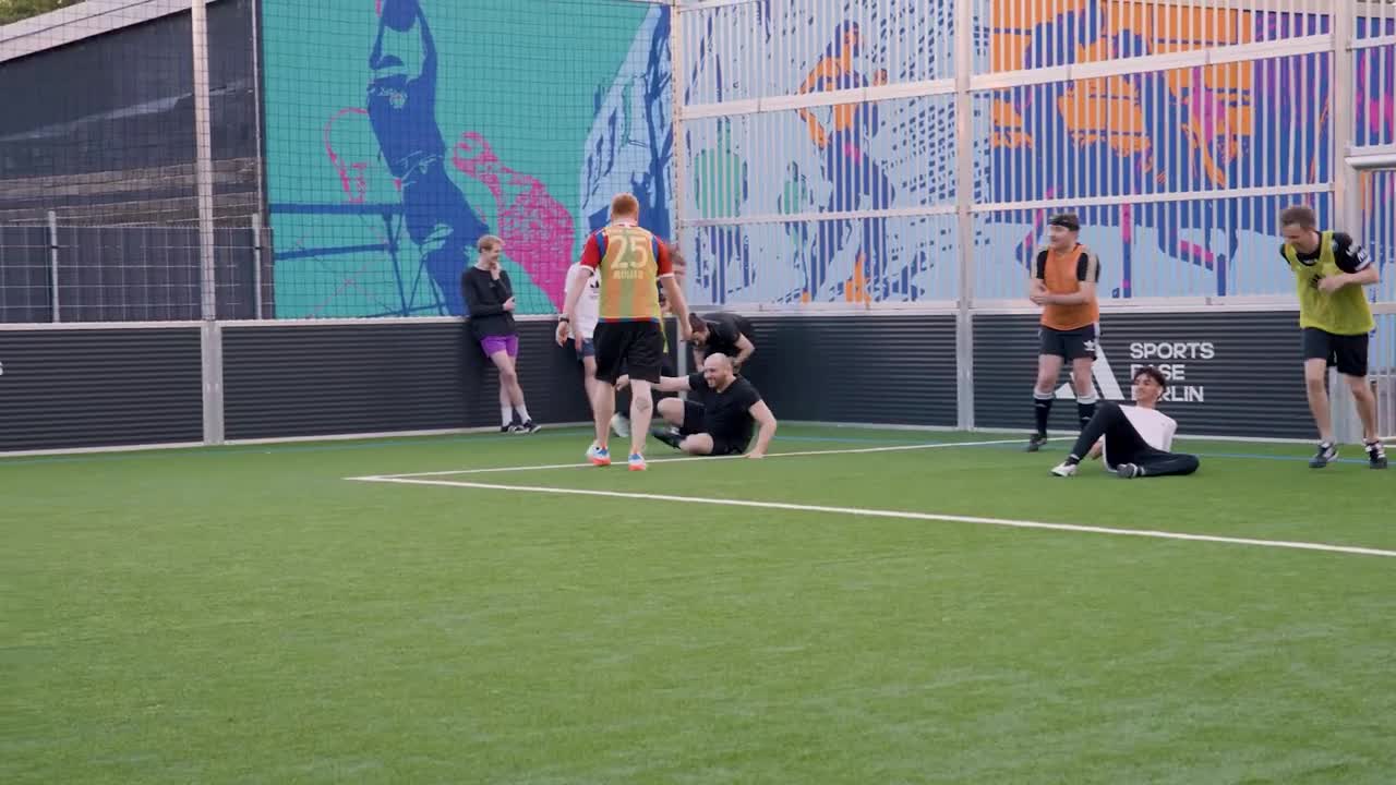 Mixwell is the New Messi?! | VALORANT BMW Bootcamp In Berlin