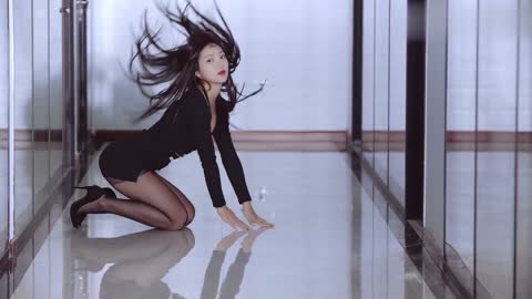 Let you feel the sexy cannonball that you are caught off guard! ! Have you been hit?