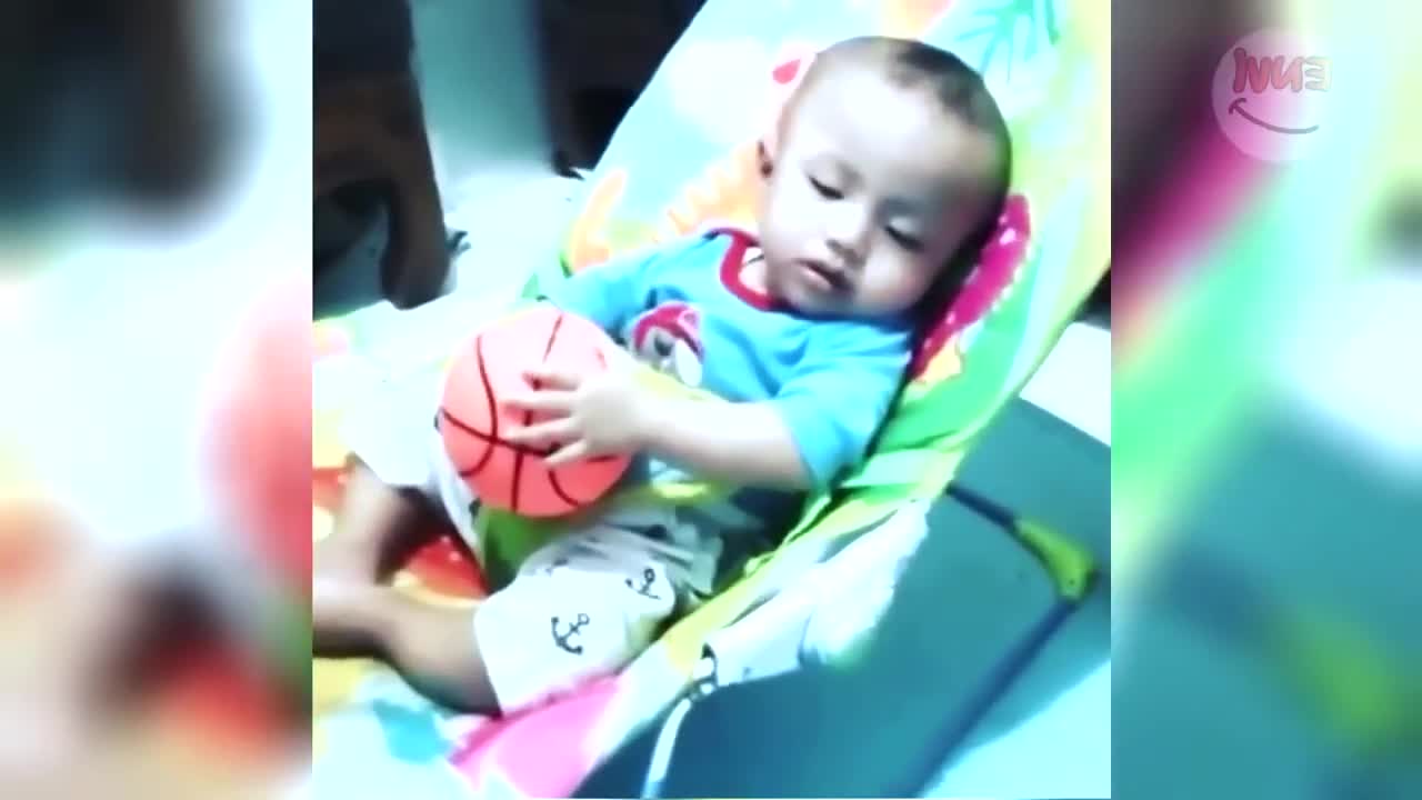 world babbys funny video