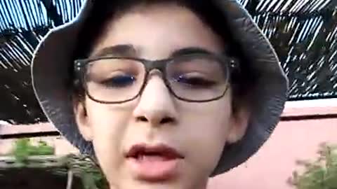 صاحب الصوت العذب