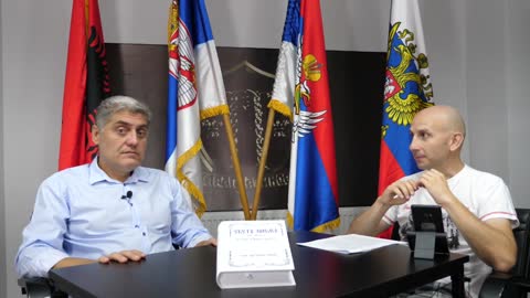Devojka mi spavala sa trojicom (Miroljub Petrović)