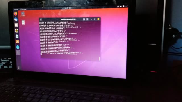 EST ~ Tutorial 1, Part 3 - Installing Ubuntu Linux with Cinnamon Desktop Environment