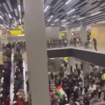 Vídeo: Centenas de antissemitas invadem aeroporto do Daguestão