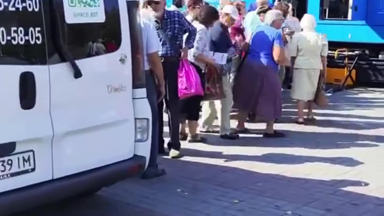 VINNITSA (Ukrajna) - oltási sor - 2024 szeptember