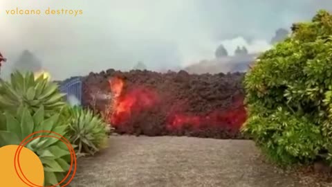 volcano destroys