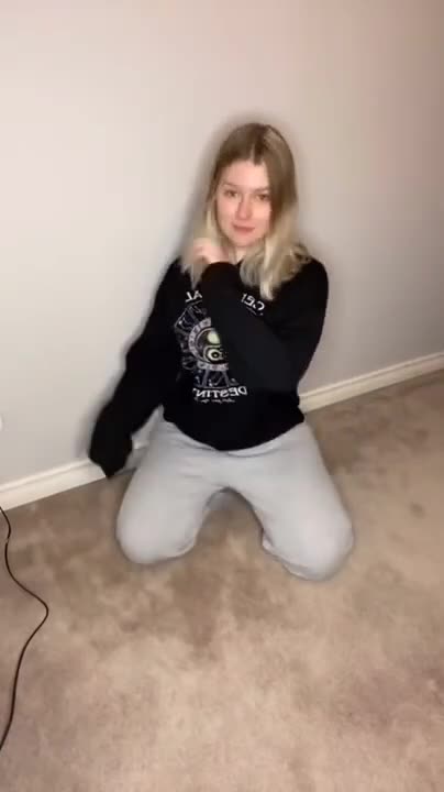 sexy girl tik tok, sexy tik toks, sexy tiktok, tik tok boom boom challenge, sexy women