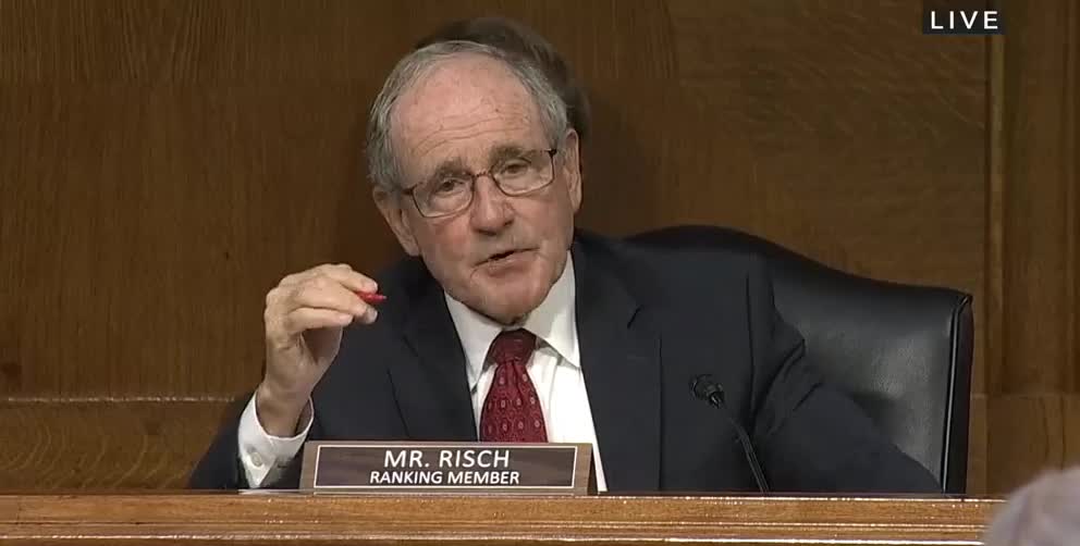 "Who Turns Off Biden's Mic?" Senator Risch Grills Tony Blinken During Senate Testimony (VIDEO)