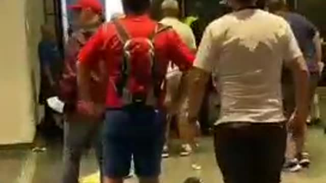 INGLESI FUORI DI TESTA...SPORTIVI? MA MANC PU CAXX