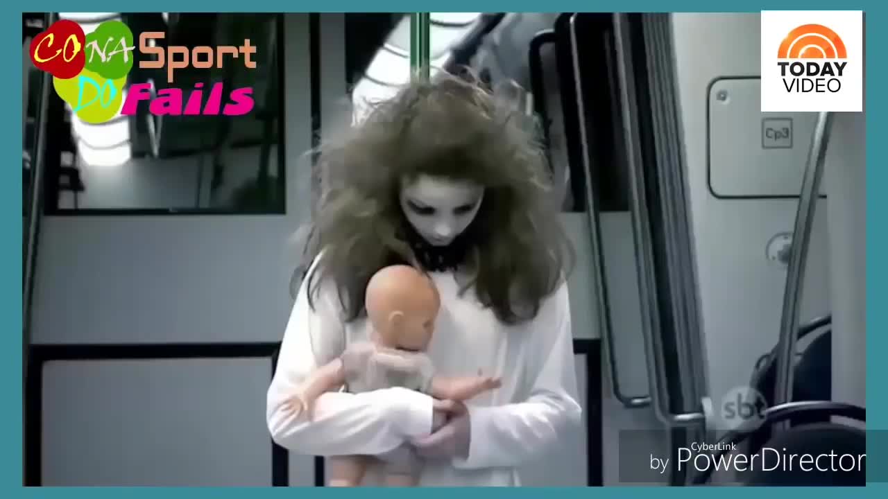 Best scary horror pranks 2020 Scare prank ! Try not to Laugh