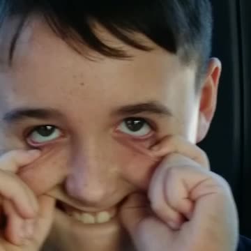 Dunna! Dunnah! DunnnAHH!