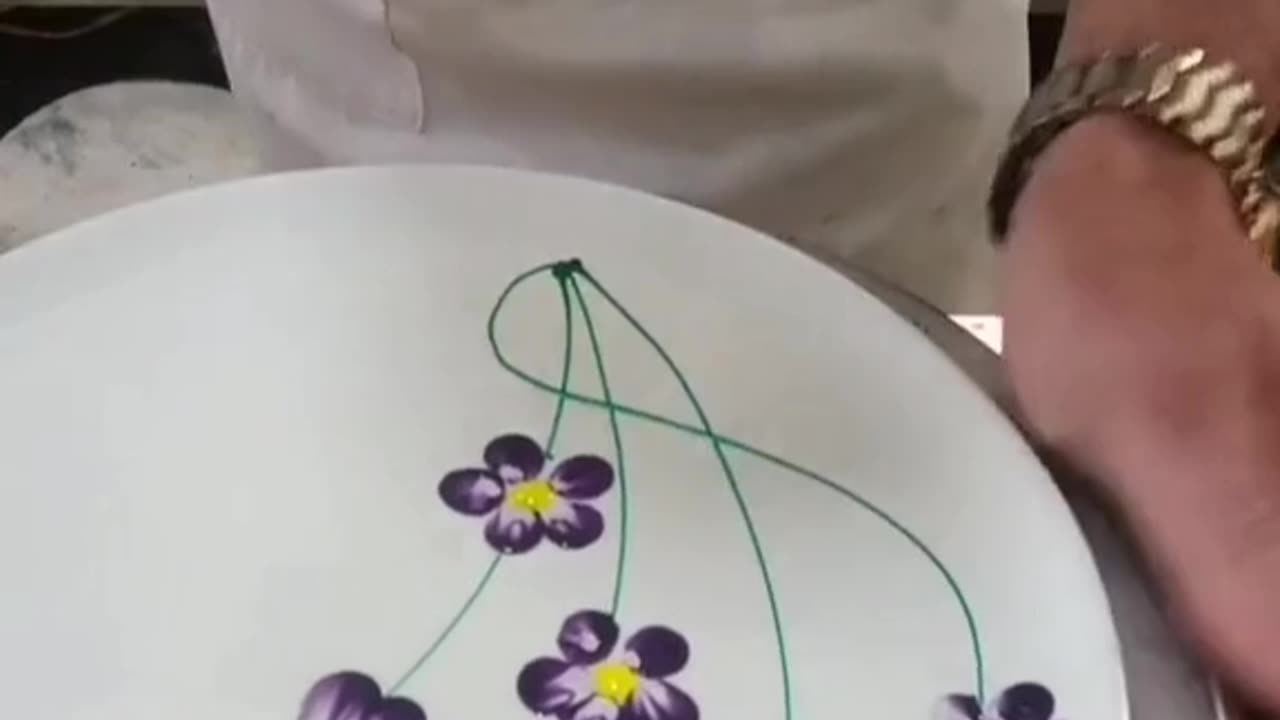 Amazing cake painting