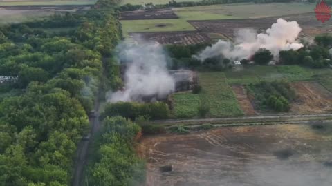 Ukrainian Tanks Moving on Russian Positions(Must-See Combat Footage)