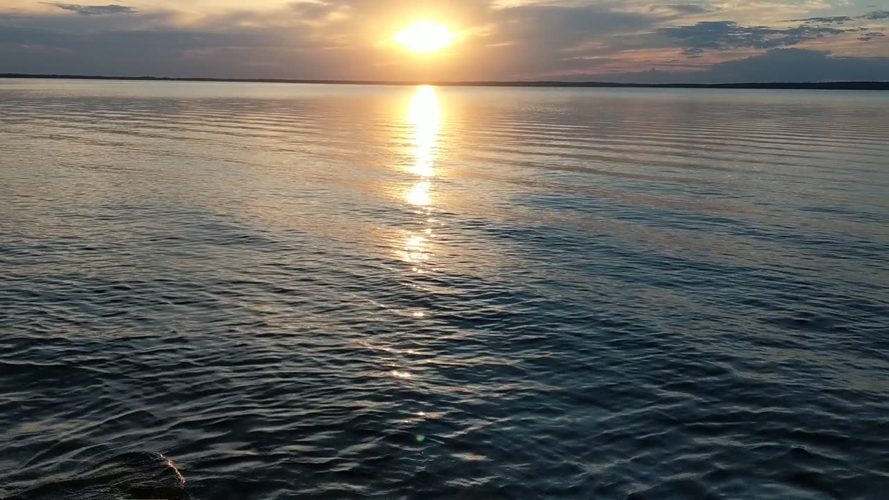 Calm waters at Clear Lake