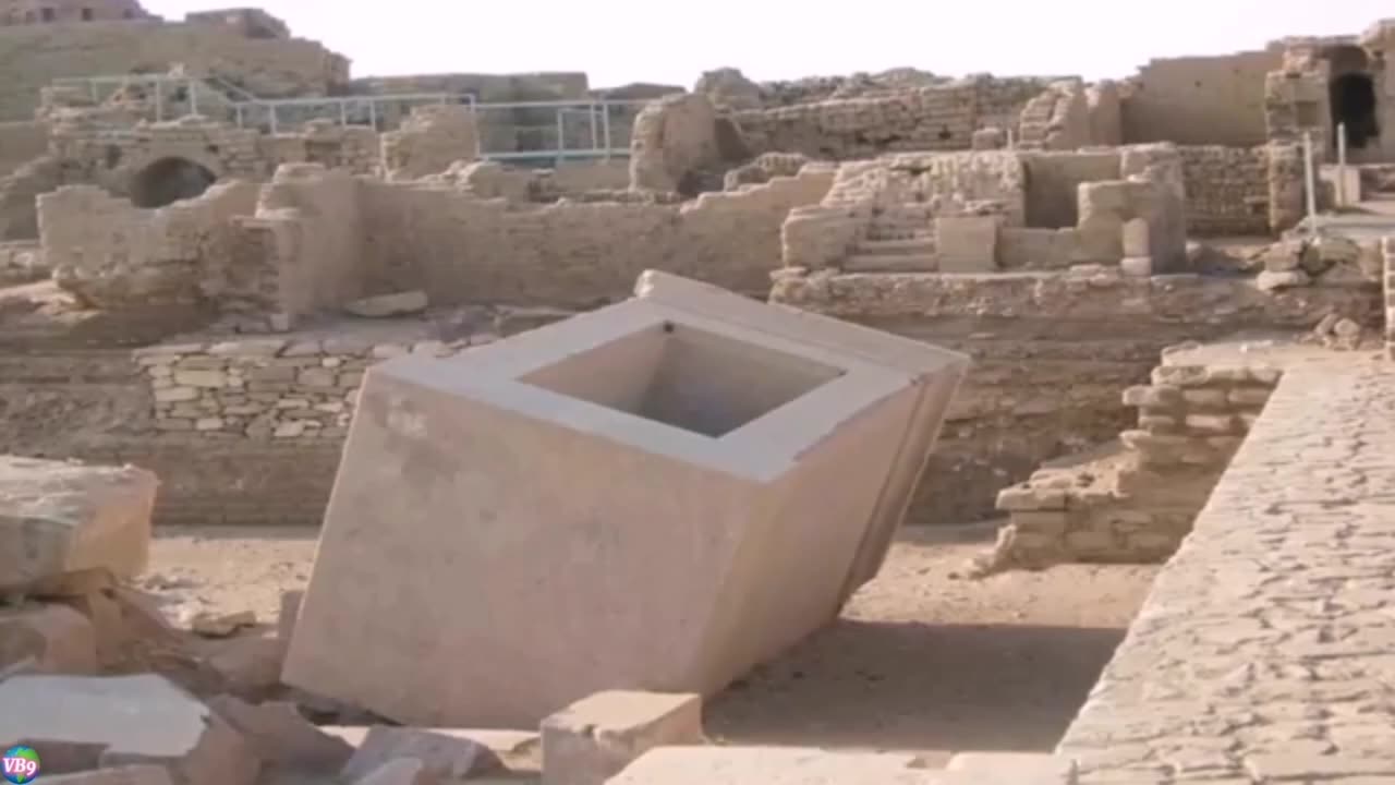 Ancient "Machine-Cut Granite" Uncovered on Elephantine Island?