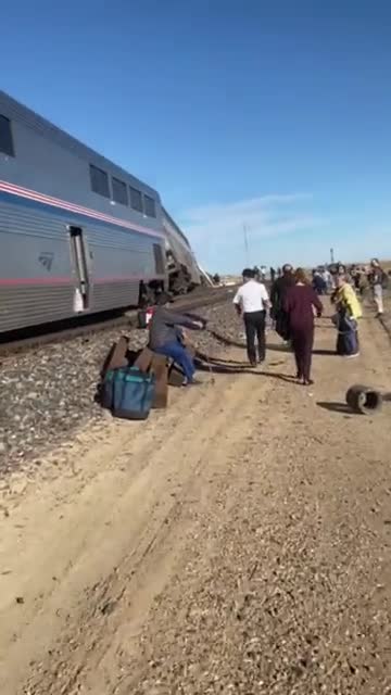 3 dead, multiple injured, after an Amtrak train derails in Montana