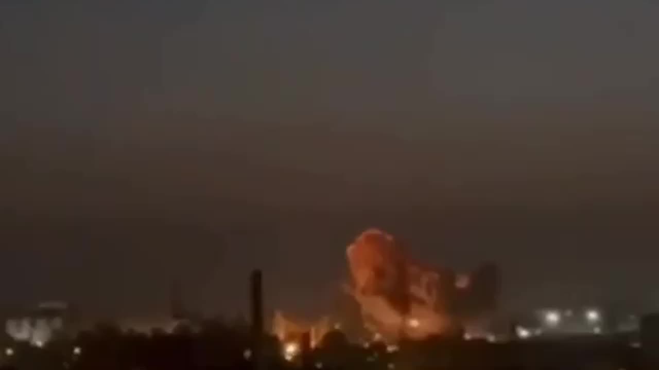 Series of Powerful Missile Strikes in Lvov