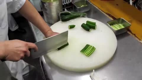 Cucumbers cut into even filaments