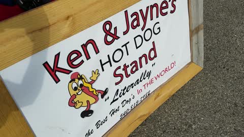 Ken and jaynes burgers and dogs