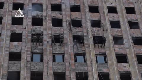 Эпизод учений отряда специального назначения СГБ Абхазии, прошедших в центре Сухуми