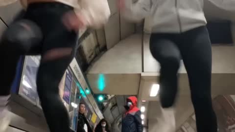 Shuffling at the London Underground