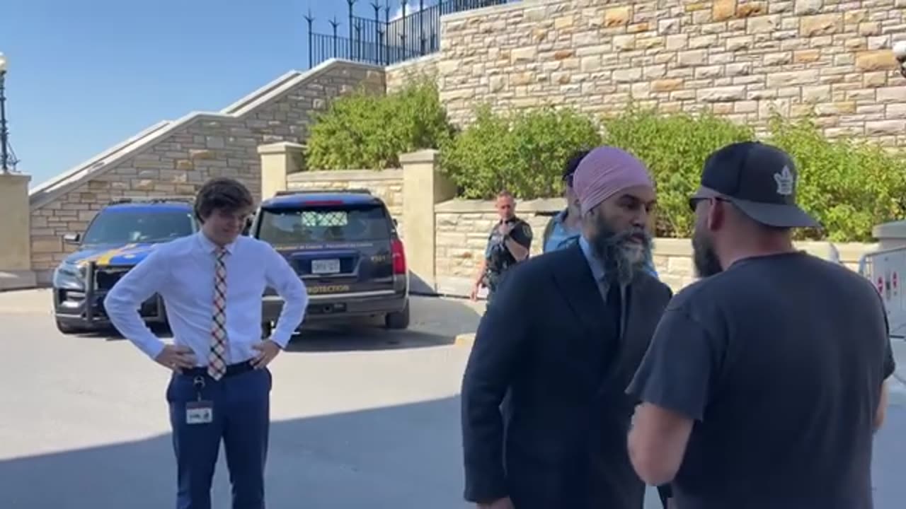 Jagmeet Singh goes violent on Canadian citizen