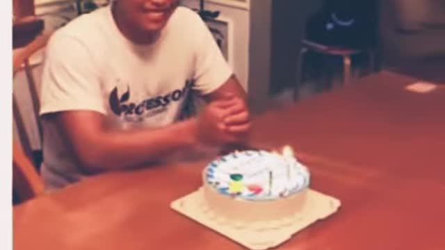 Cake Failure -shot on iphone meme || try not to laugh meme ||