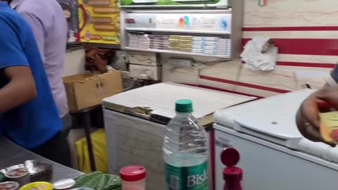 Would y’all ever try this? 🤔