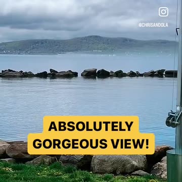 A FEW MOMENTS TO BRIGHTEN YOUR DAY!