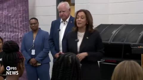 Kamala Harris gives high school students a masterclass in CRINGE