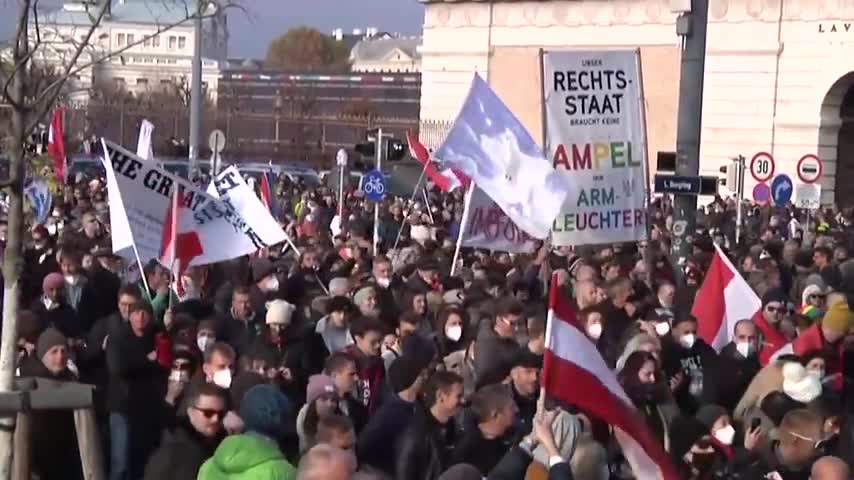Covid-19 : les manifestations se multiplient à travers l'Europe