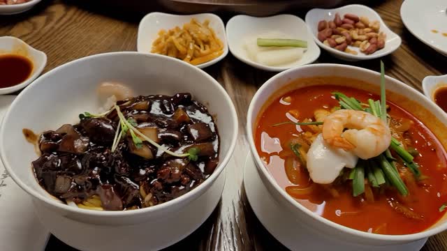 Jjajangmyeon, Jjamppong in seoul