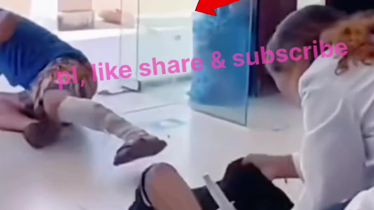 Incident in Chinese clinic.Watch Till End & Enjoy.