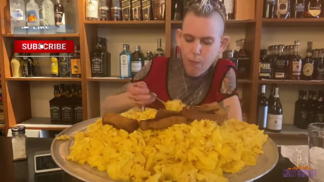 120 + SCRAMBLED EGG CHALLENGE! | OVER 14 LBS! | MOM VS FOOD